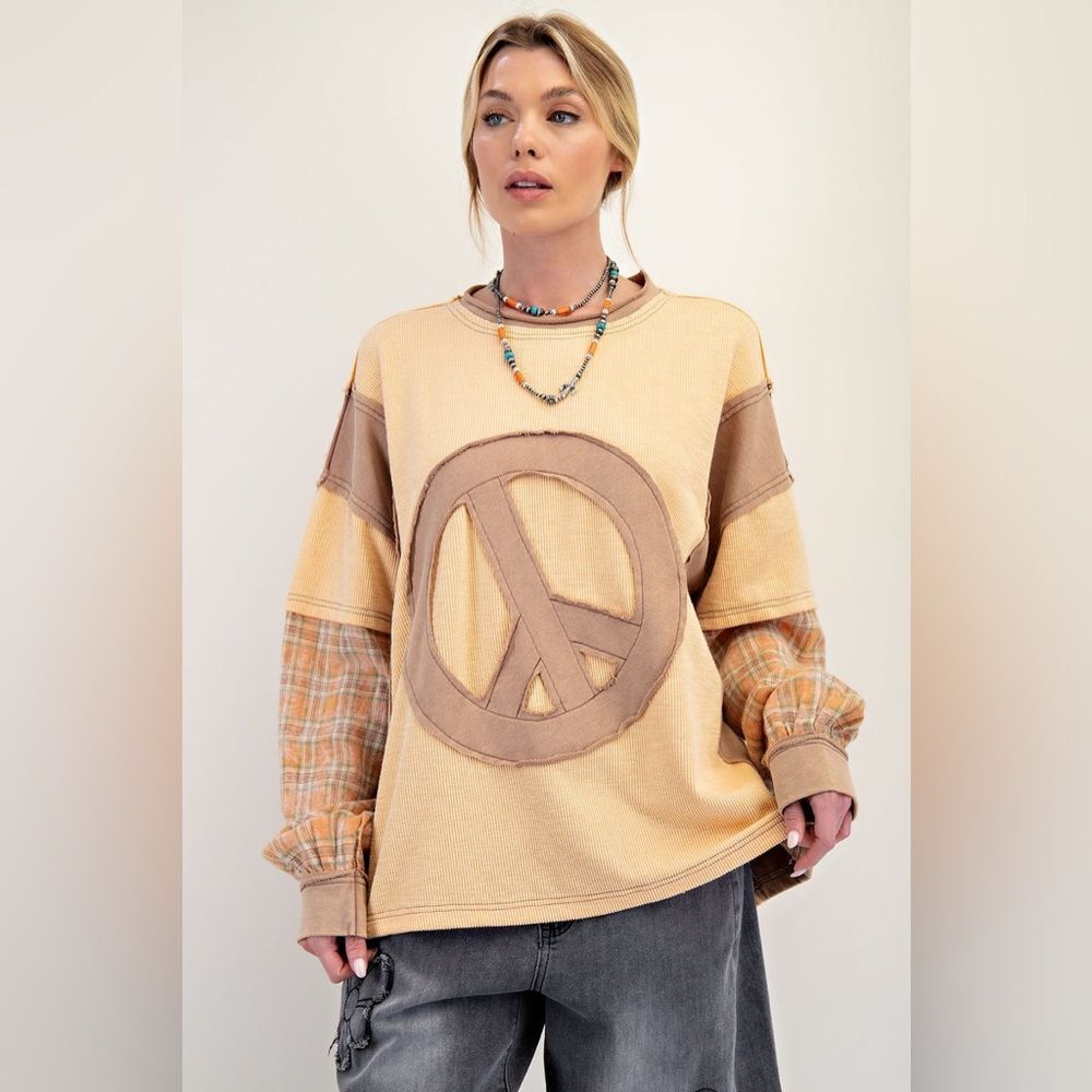 Easel 3X Cantaloupe Patch Peace Sweatshirt